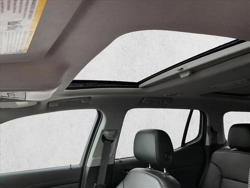 Used 2020 GMC Acadia SLT w/ Driver Alert Package II image 11