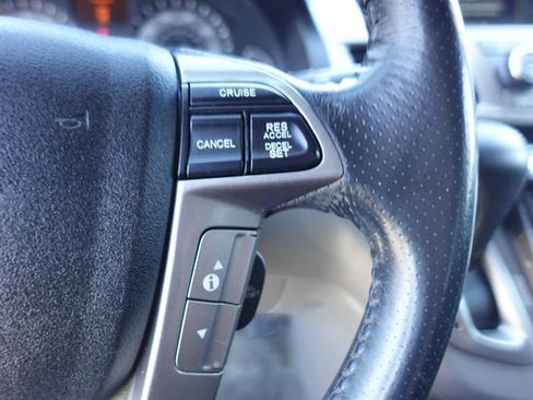 Used 2016 Honda Odyssey Touring Elite image 15