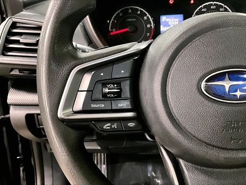 Used 2018 Subaru Impreza 2.0i Premium image 23