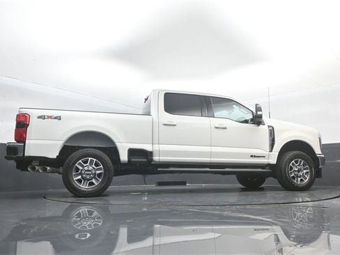 Used 2025 Ford F350 Lariat image 35