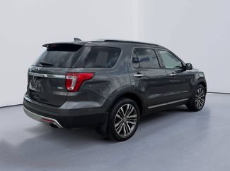 Used 2016 Ford Explorer Platinum AWD/4WD video 3