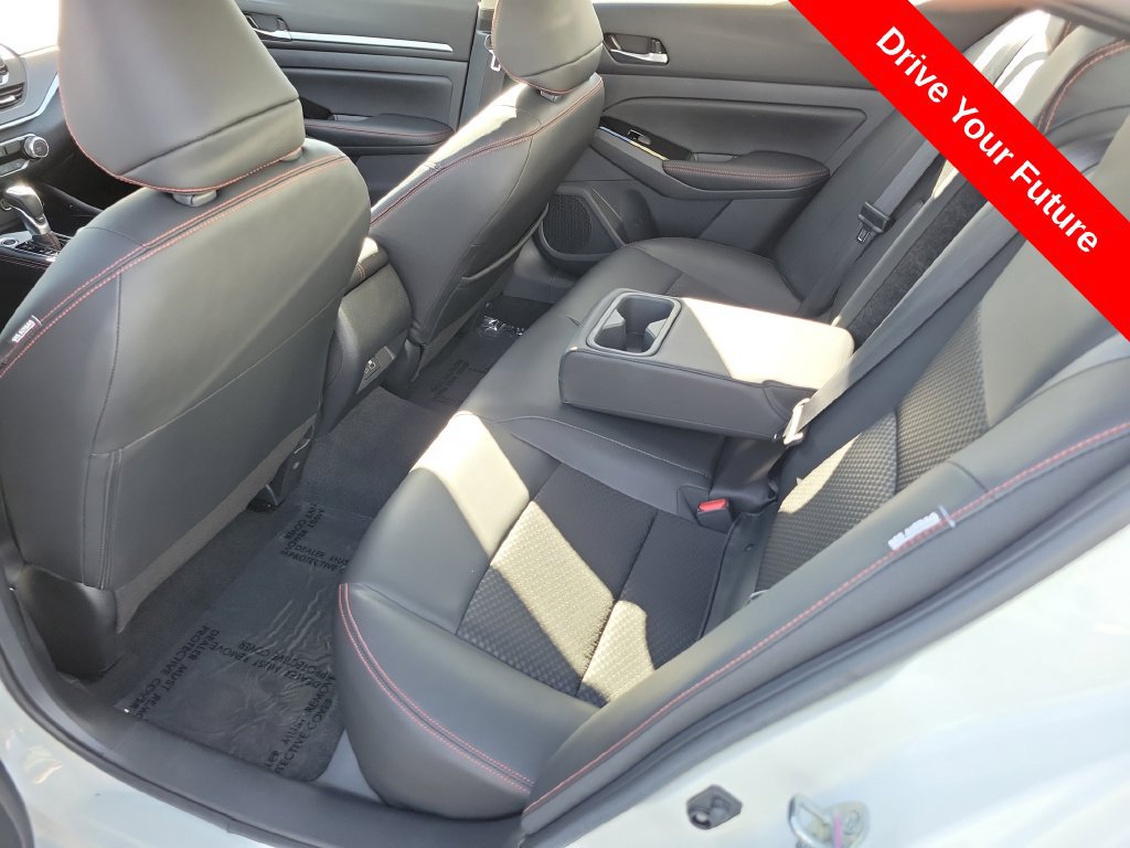 Used 2025 Nissan Altima 2.5 SR AWD/4WD image 25
