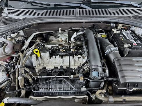 Used 2019 Volkswagen Jetta R-Line w/ R-Line Cold Weather Package image 34