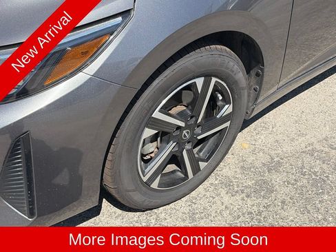 Used 2024 Nissan Sentra SV FWD image 8