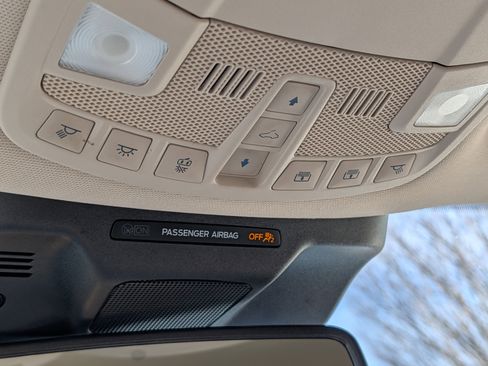 Used 2024 Ford Expedition Limited image 29