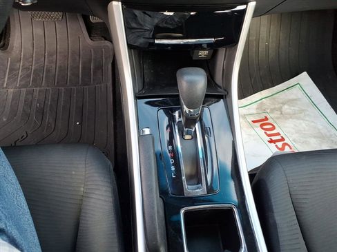 Used 2016 Honda Accord LX image 14