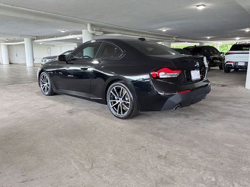 Certified 2024 BMW 230i Coupe w/ Convenience Package RWD image 2