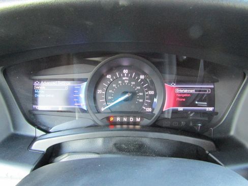 Used 2015 Ford Expedition Platinum image 17