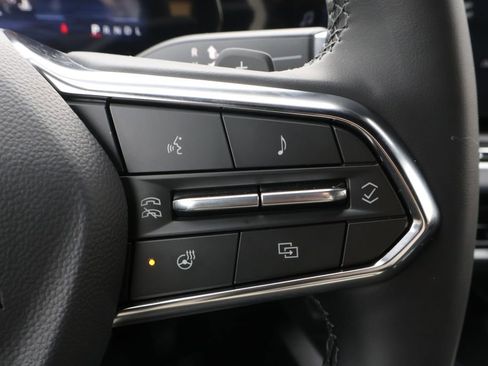 New 2026 Chevrolet Equinox LT w/ Convenience Package II image 22