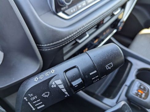 Used 2023 Nissan Rogue SV image 50