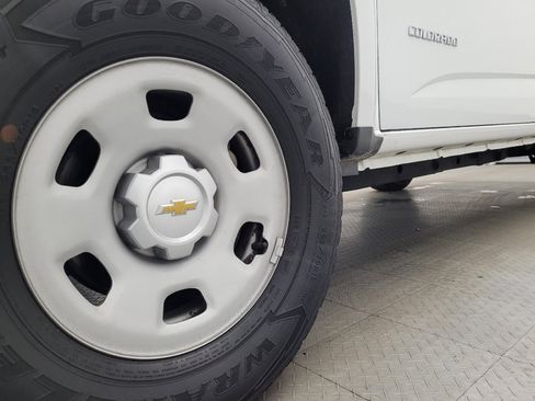 Used 2017 Chevrolet Colorado W/T image 31