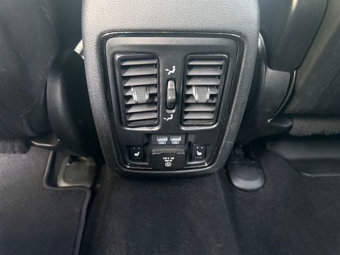 Used 2019 Dodge Durango GT AWD/4WD image 15