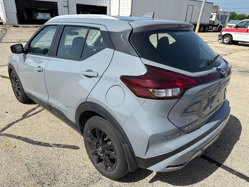 Used 2023 Nissan Kicks SV FWD image 5