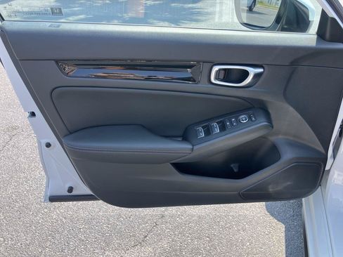 Used 2024 Honda Civic EX-L image 14