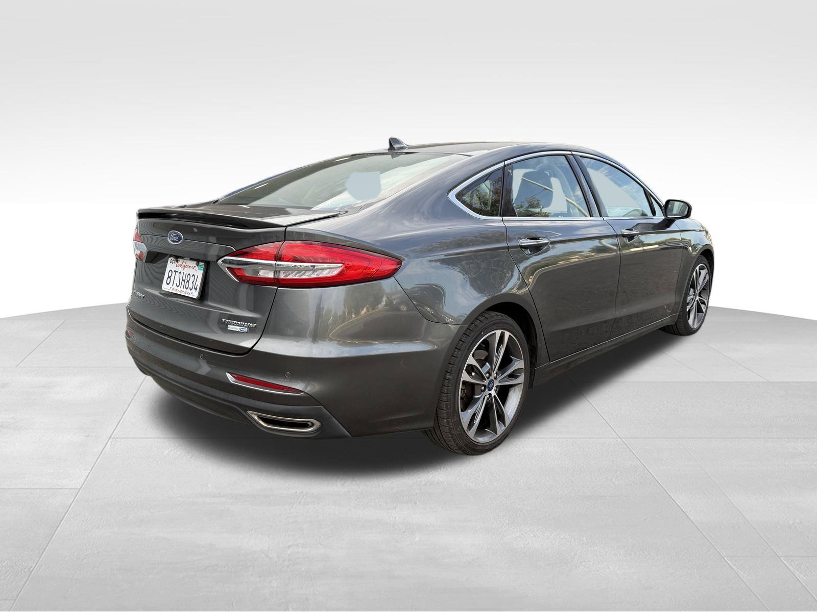Used 2019 Ford Fusion Titanium AWD/4WD image 3