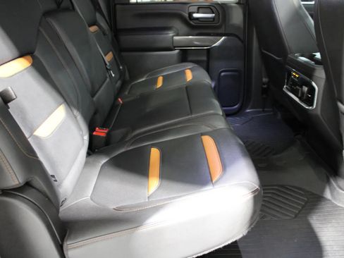 Used 2022 GMC Sierra 2500 AT4 w/ AT4 Premium Plus Package AWD/4WD image 23