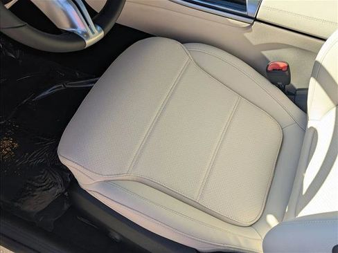 New 2026 Mercedes-Benz C 300 Sedan image 4