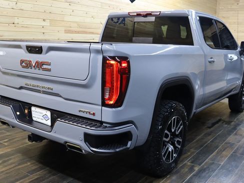 Used 2024 GMC Sierra 1500 AT4 w/ Technology Package image 5