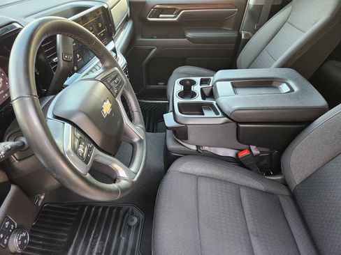 Used 2025 Chevrolet Silverado 1500 LT w/ Safety Package AWD/4WD image 12