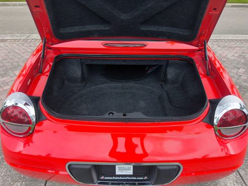 Used 2002 Ford Thunderbird RWD image 38