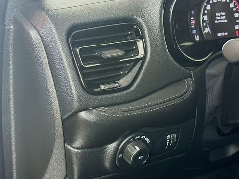 Used 2022 Dodge Durango GT image 10