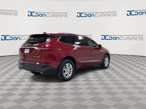 Used 2019 Buick Enclave Essence image 8