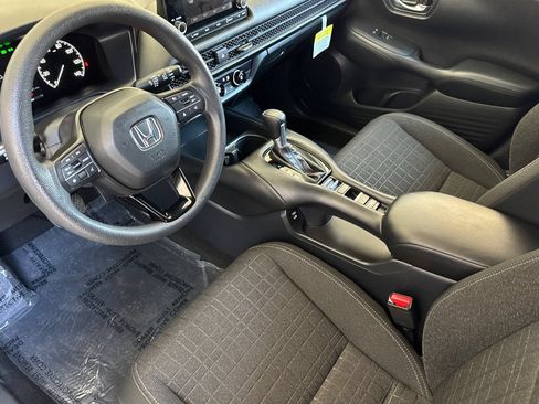Used 2024 Honda HR-V LX image 10