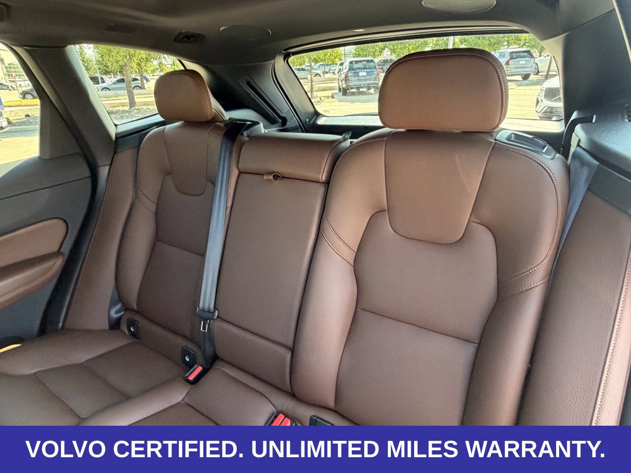 Certified 2024 Volvo XC60 T8 Plus w/ Protection Package Premier AWD/4WD image 36