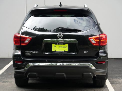 Used 2019 Nissan Pathfinder SV FWD image 46
