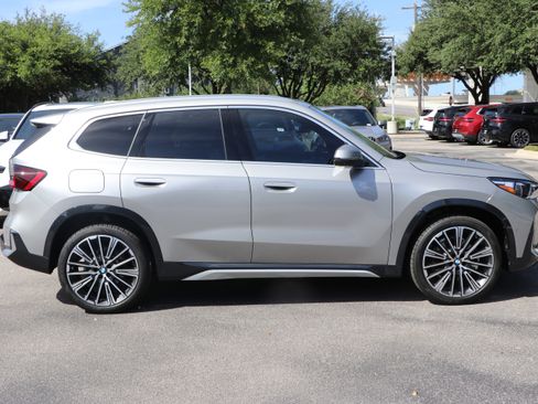 Used 2025 BMW X1 xDrive28i w/ Technology Package AWD/4WD image 9