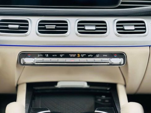 Certified 2024 Mercedes-Benz GLS 450 4MATIC image 13