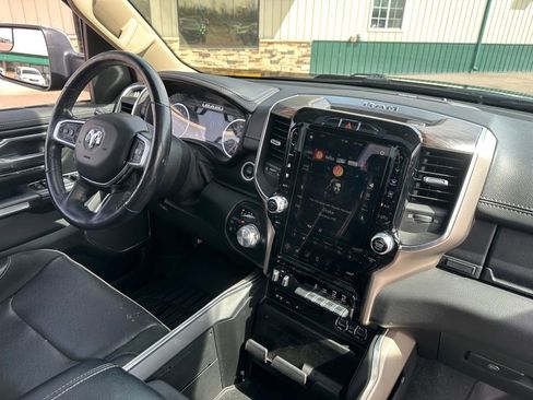 Used 2019 RAM 1500 Laramie image 31
