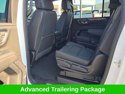Certified 2024 Chevrolet Suburban RST w/ Luxury Package AWD/4WD image 18