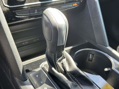 Used 2023 Volkswagen Atlas SE AWD/4WD image 29