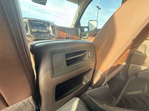 Used 2019 Chevrolet Silverado 2500 High Country w/ Duramax Plus Package image 20