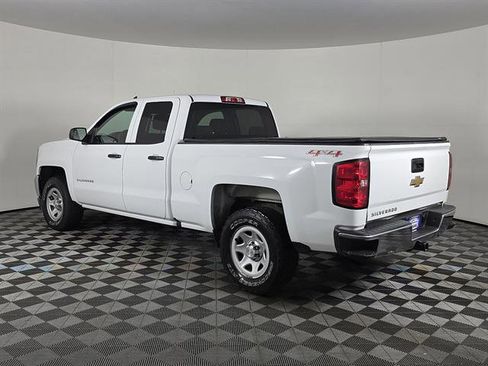 Used 2017 Chevrolet Silverado 1500 W/T w/ WT Convenience Package AWD/4WD image 9