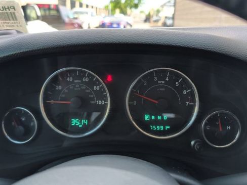 Used 2018 Jeep Wrangler Unlimited Sport S AWD/4WD image 17
