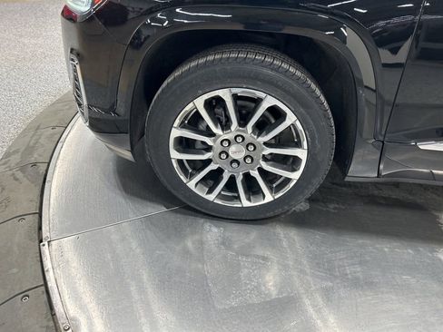 Used 2023 GMC Acadia Denali image 37