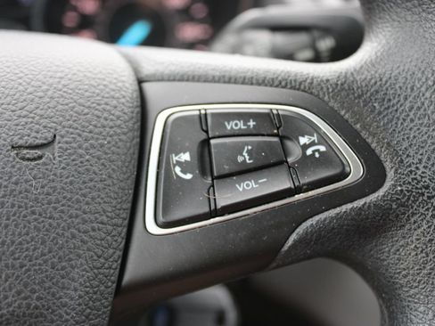 Used 2018 Ford Escape S FWD image 33