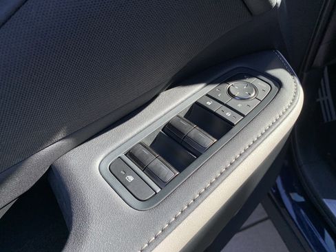 Used 2025 Lexus TX 500h AWD image 15