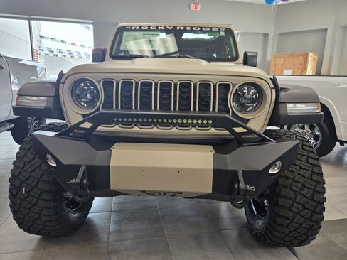 New 2025 Jeep Wrangler Unlimited Sport image 7