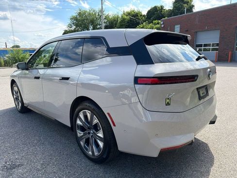 Used 2026 BMW iX xDrive45 AWD/4WD image 4