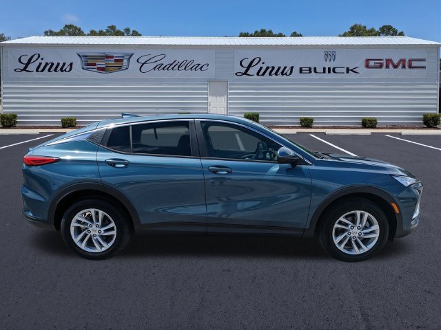 New 2026 Buick Envista Preferred w/ Convenience II Package FWD image 3