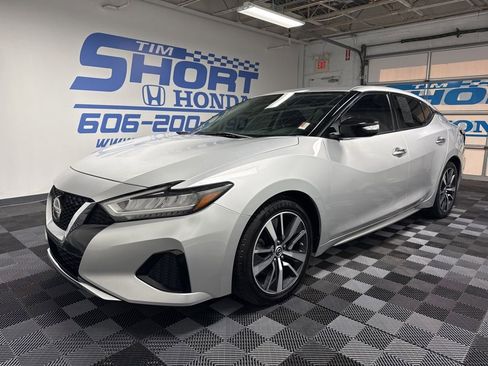 Used 2019 Nissan Maxima 3.5 SV w/ Floor Mat Group image 1