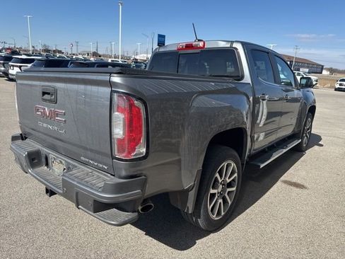 Used 2021 GMC Canyon Denali image 5