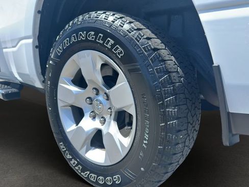 Used 2022 RAM 1500 Big Horn AWD/4WD image 21
