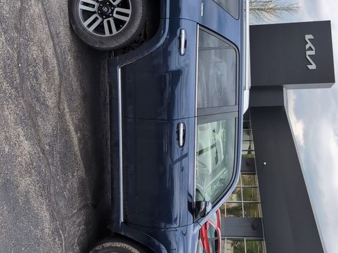 Used 2016 Toyota 4Runner Limited AWD/4WD image 6