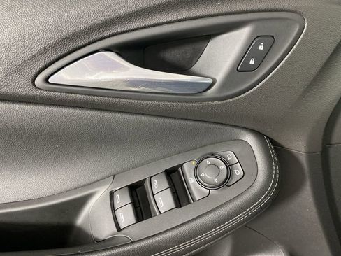 Used 2021 Buick Encore GX Preferred w/ Cold Weather Comfort Package image 25