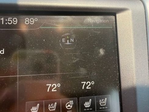 Used 2016 Ford Fusion Titanium FWD image 16