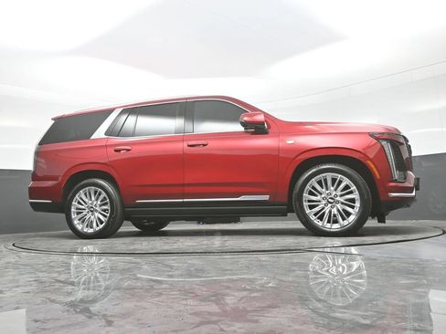 Certified 2025 Cadillac Escalade Premium Luxury w/ Touring Package AWD/4WD image 39